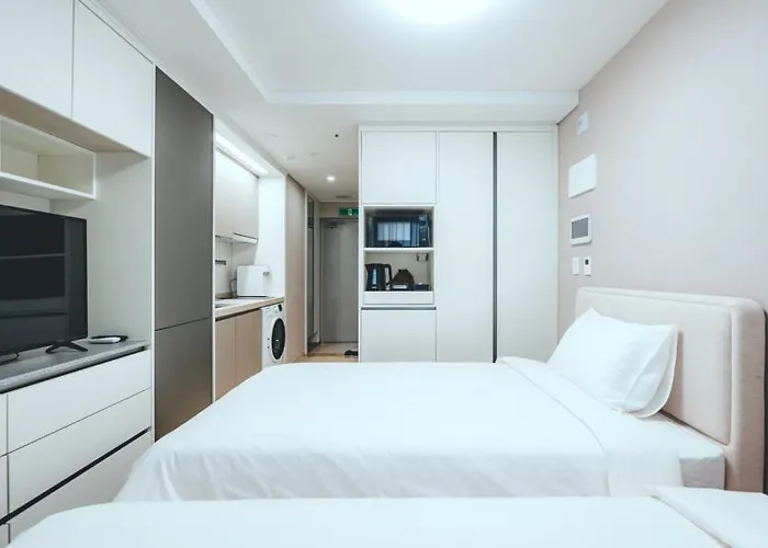 H Avenue Sasang Station 4* 釜山