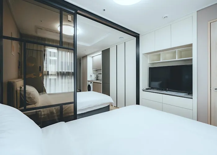 H Avenue Sasang Station 4* 釜山
